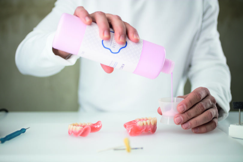 “自然な艶”を狙える艶出し研磨